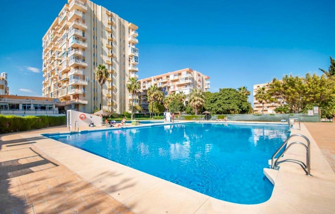 Moderno Y Nuevo Apartamento Playa Apartamento Benalmádena Exterior foto